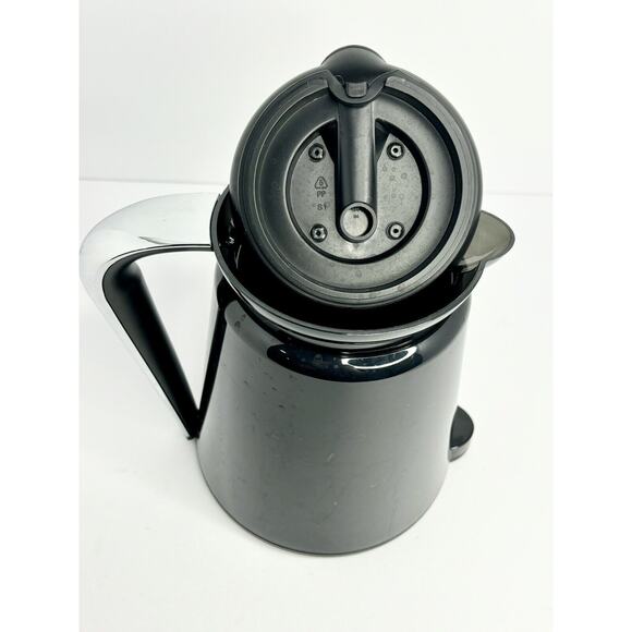 Keurig 2.0 Black Thermal Carafe – 32oz Stainless Steel - Picture 4 of 6